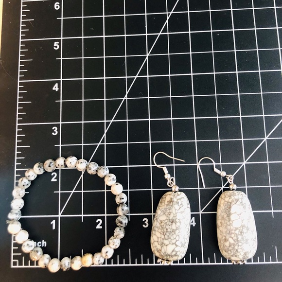 Vintage Jasper Stone Bracelet & Earrings - Picture 6 of 10